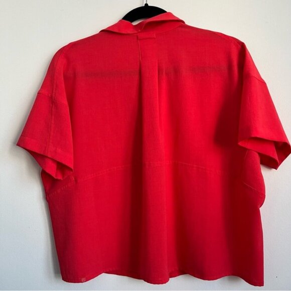 New 🆕 Lululemon Full Day Ahead Short Sleeve Button Shirt - Carnation Red - US 4 - Picture 3 of 4